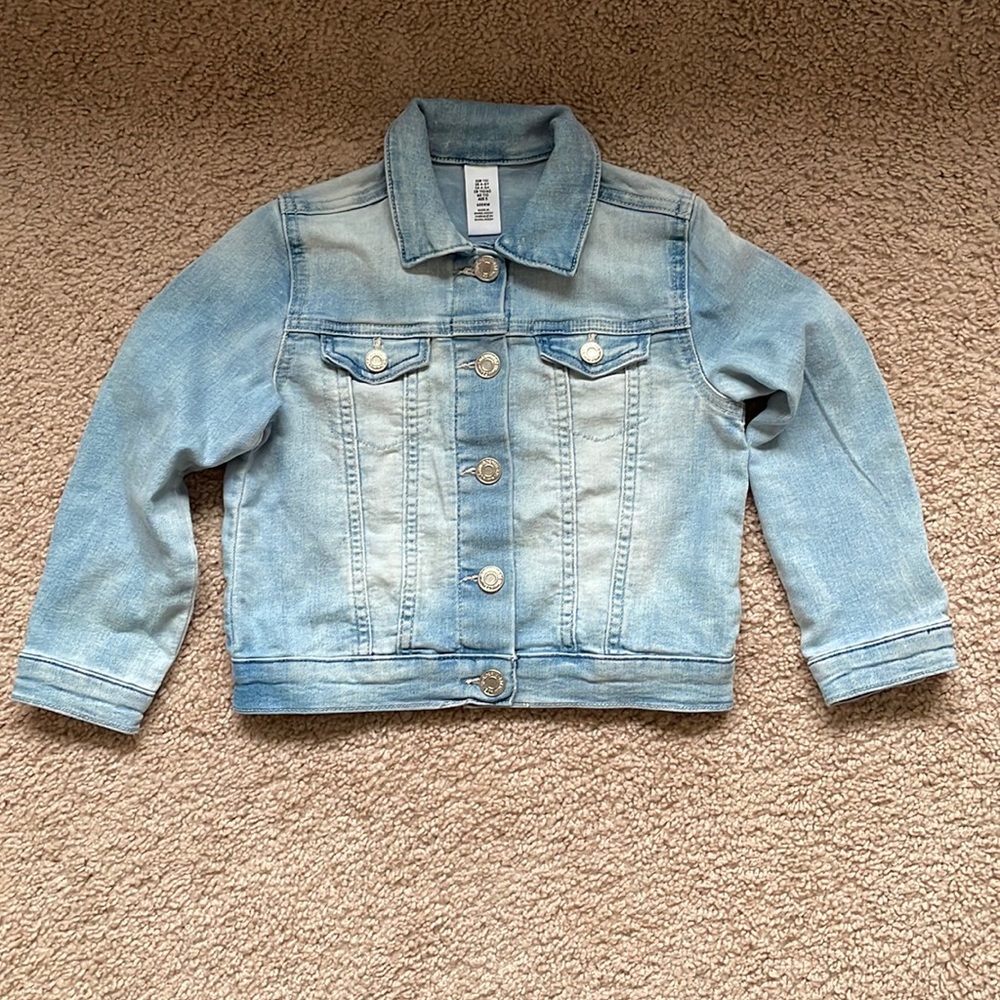 & Denim Girls size 4-5 denim jacket